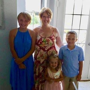 Meet your Posher, Linda